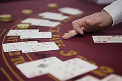 red_table_and_cards